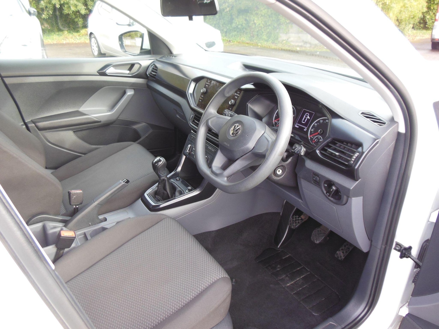 Used Volkswagen T-Cross 2020 for sale - 76424670: Photo 9