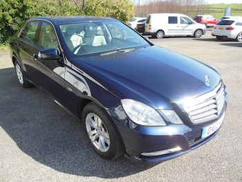Used Mercedes-Benz E Class 2012 for sale - 77939806: Photo