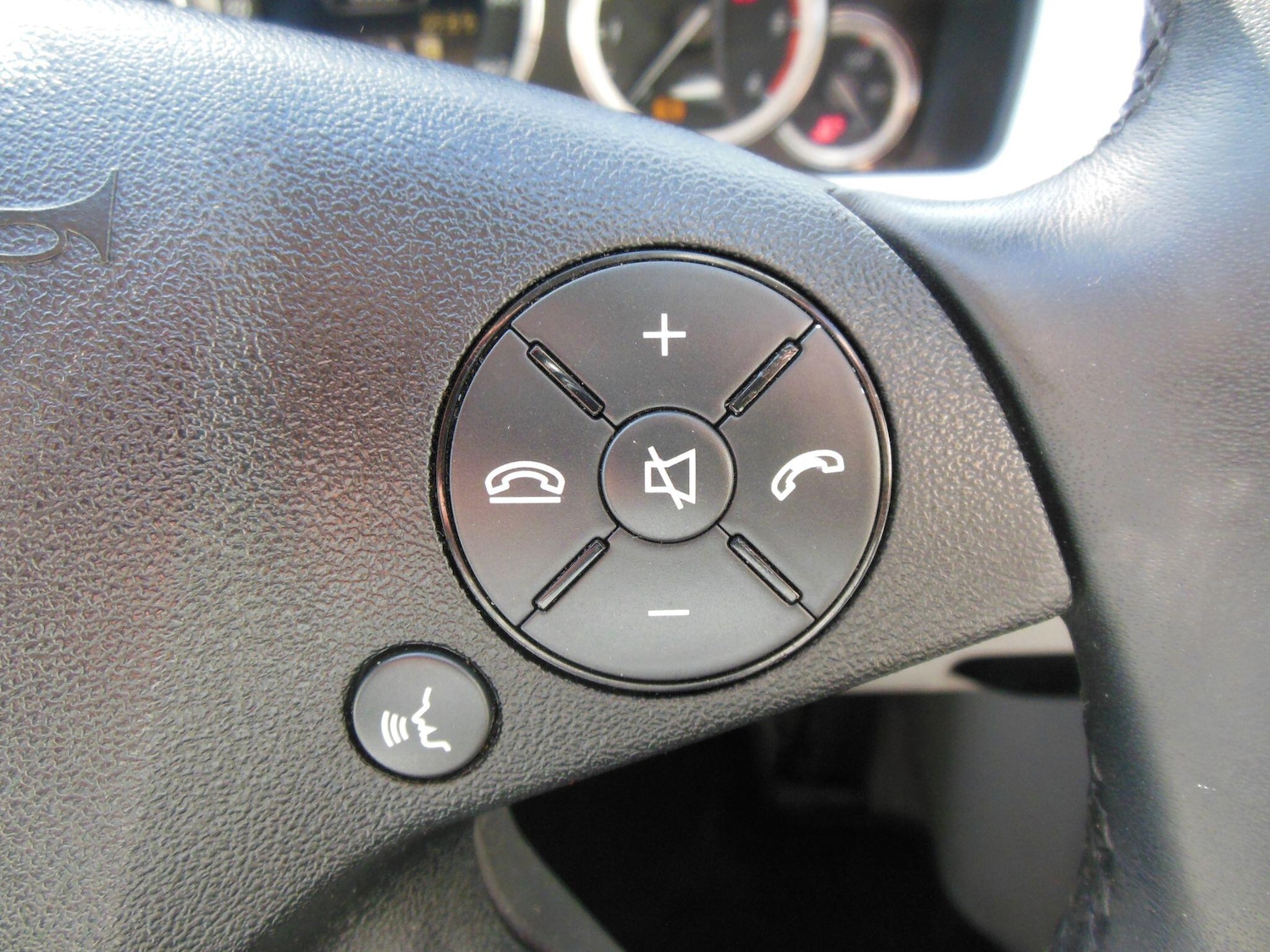 Used Mercedes-Benz E Class 2012 for sale - 77939806: Photo 25