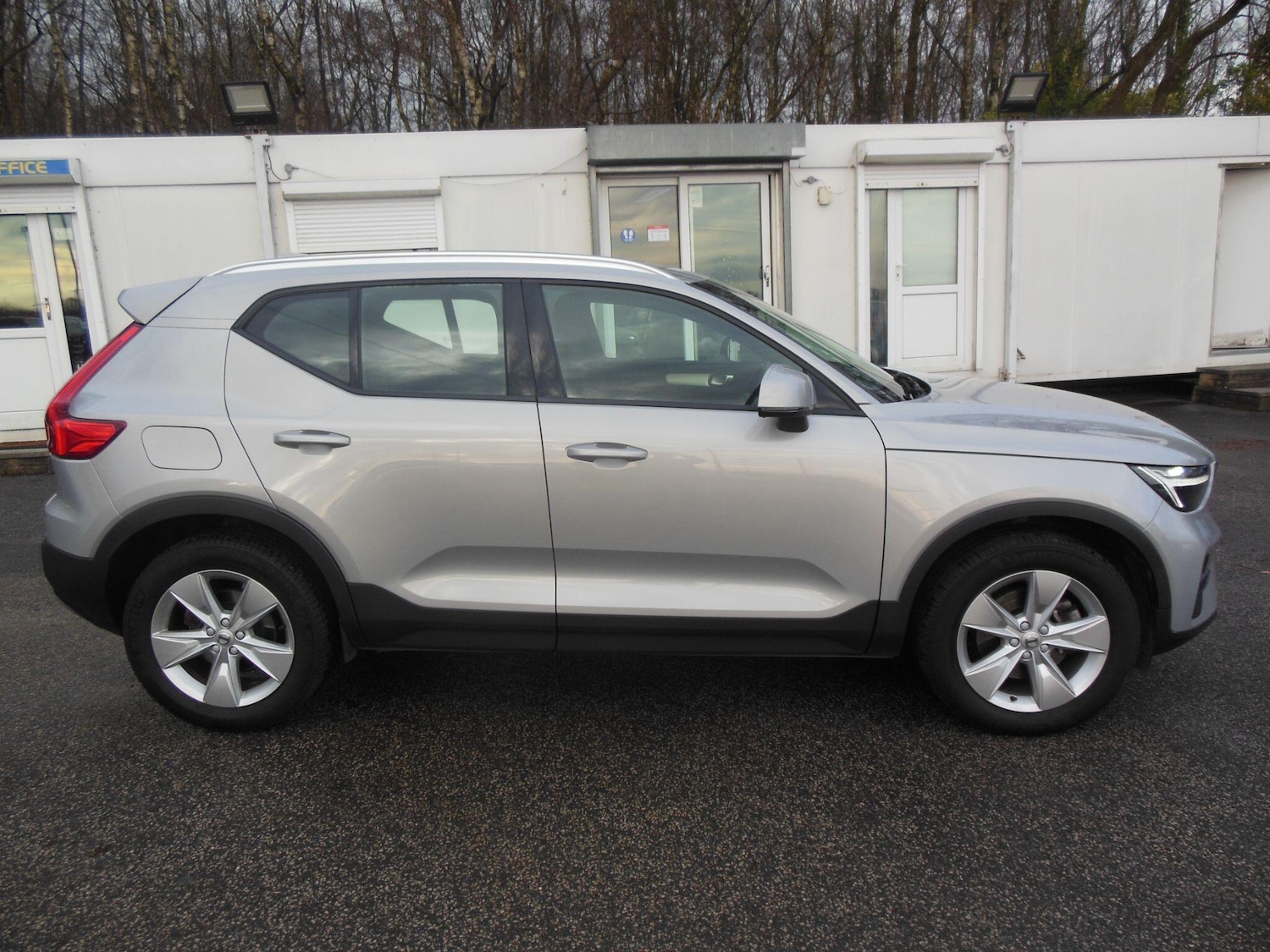 Used Volvo XC40 2023 for sale - 76832541: Photo 9
