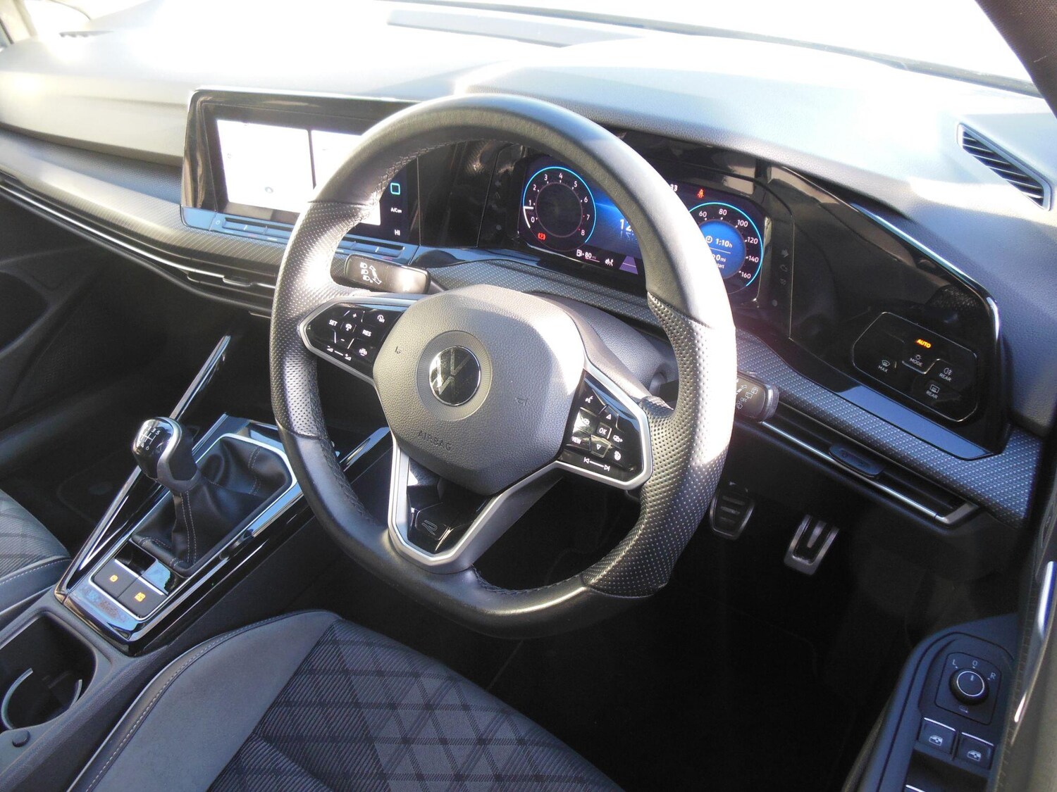 Used Volkswagen Golf 2022 for sale - 76936708: Photo 22