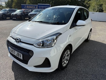 Used Hyundai i10 2017 for sale - 76121670: Photo