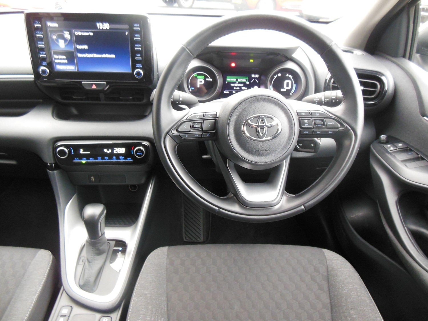 Used Toyota Yaris 2022 for sale - 77291284: Photo 25