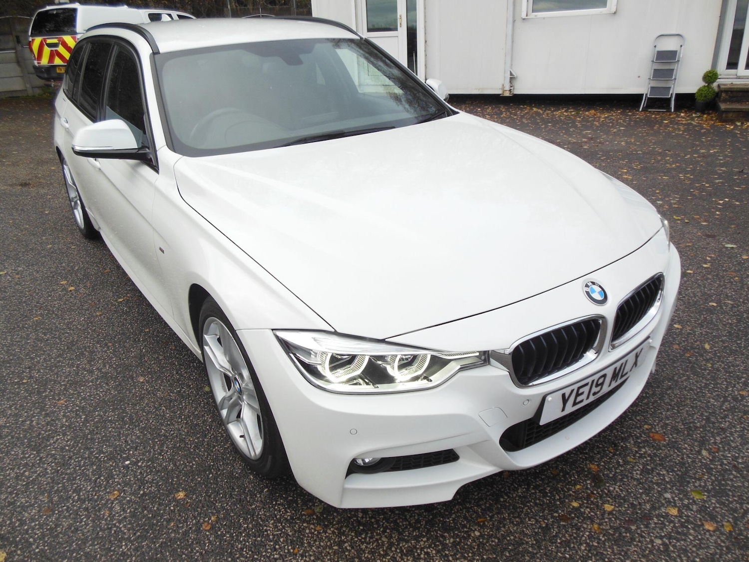 Used BMW 3 Series 2019 for sale - 76592917: Photo 1