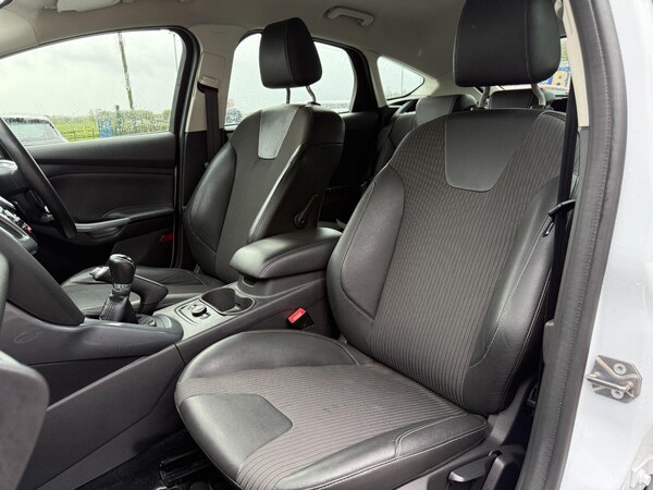 Used Ford Focus 2013 for sale - 76175316: Photo 16