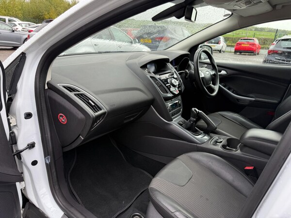 Used Ford Focus 2013 for sale - 76175316: Photo 18