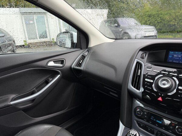 Used Ford Focus 2013 for sale - 76175316: Photo 19