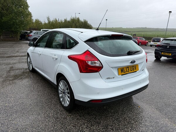 Used Ford Focus 2013 for sale - 76175316: Photo 5