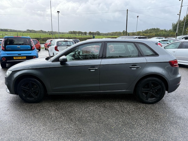 Used Audi A3 2017 for sale - 76174621: Photo 4