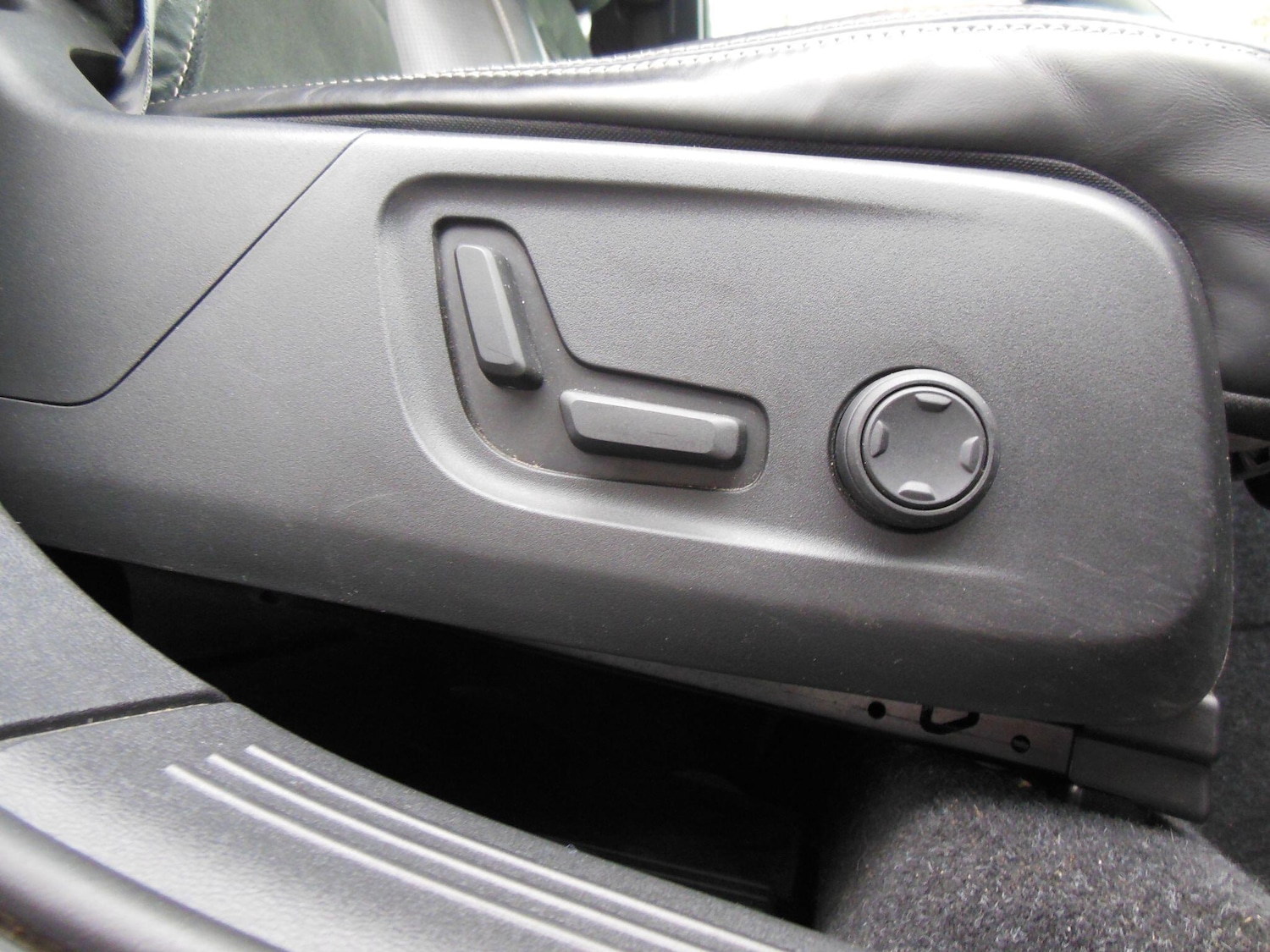 Used Volvo XC40 2019 for sale - 77143947: Photo 23