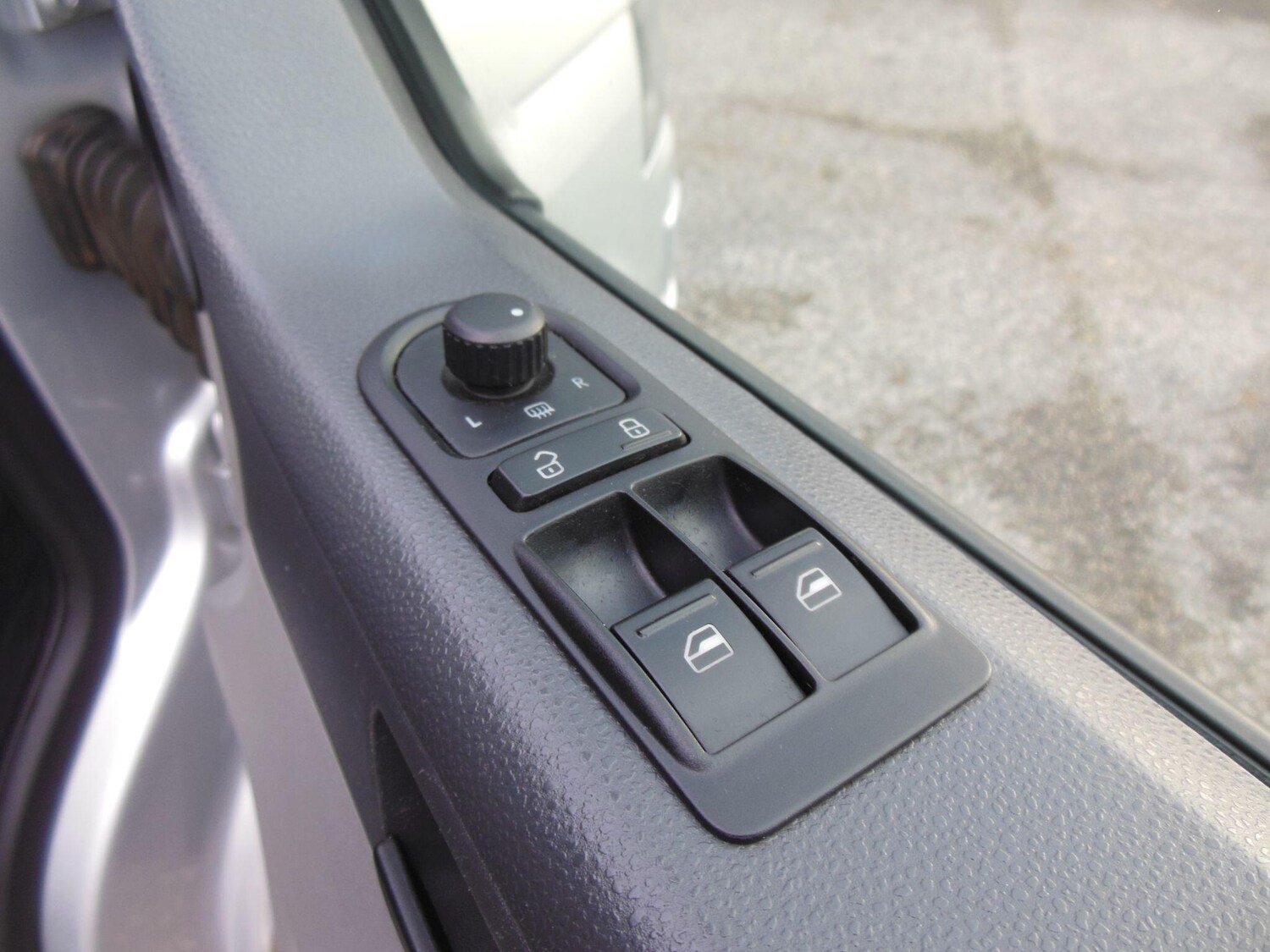 Used Volkswagen Transporter 2014 for sale - 76512101: Photo 24