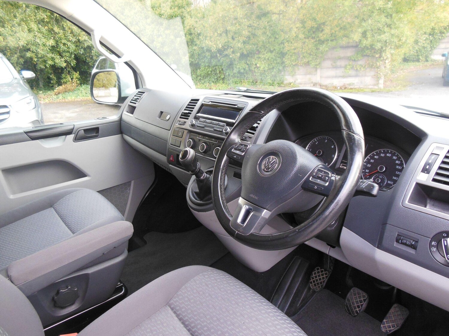 Used Volkswagen Transporter 2014 for sale - 76512101: Photo 9