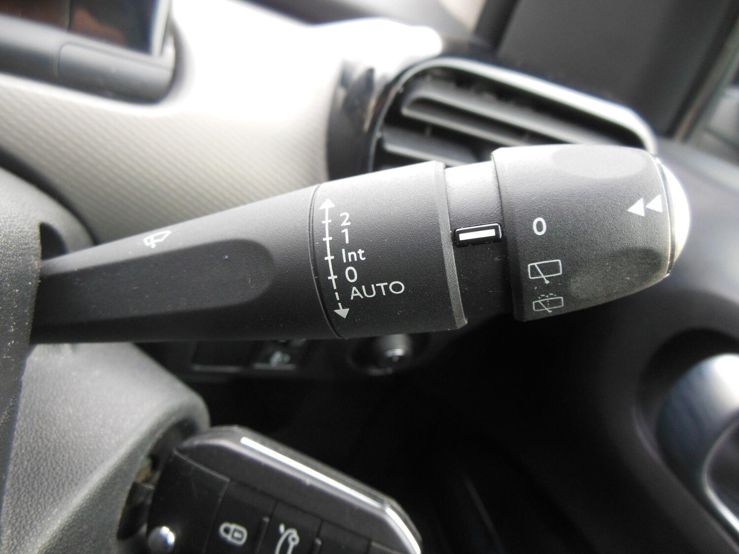 Used Citroen C4 Cactus 2020 for sale - 77203464: Photo 25