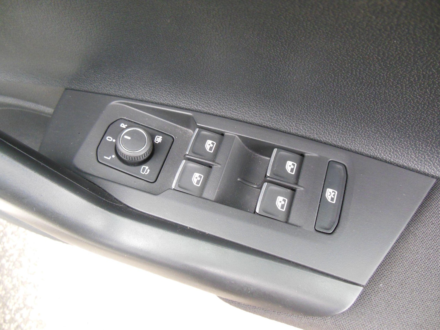 Used Volkswagen Taigo for sale - 77425730: Photo 23