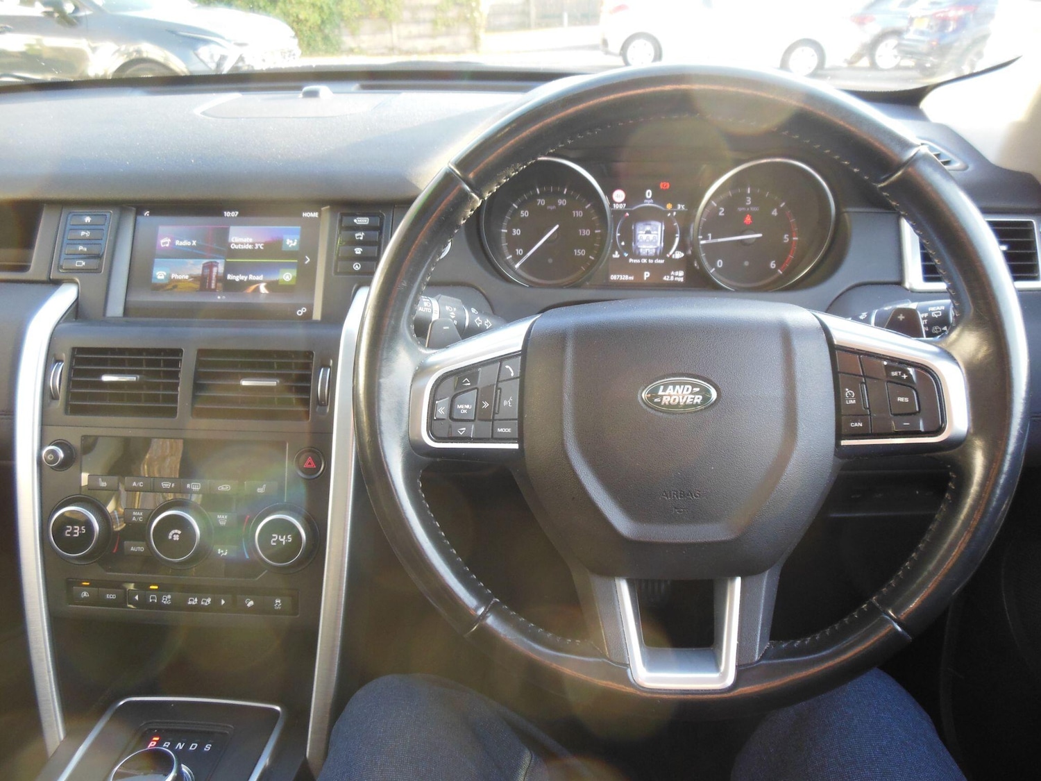 Used Land Rover Discovery Sport 2016 for sale - 77049896: Photo 11