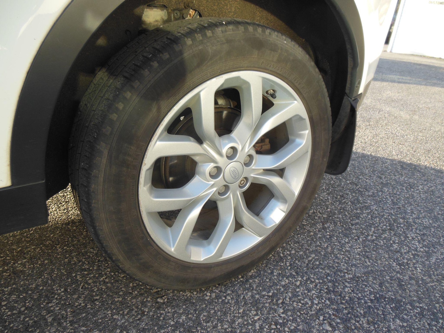 Used Land Rover Discovery Sport 2016 for sale - 77049896: Photo 13