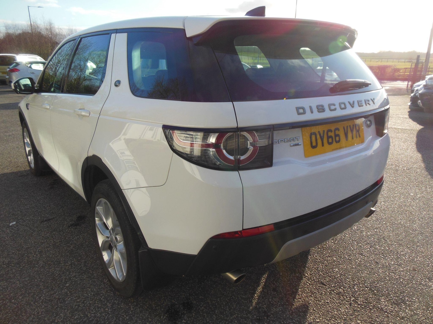 Used Land Rover Discovery Sport 2016 for sale - 77049896: Photo 5