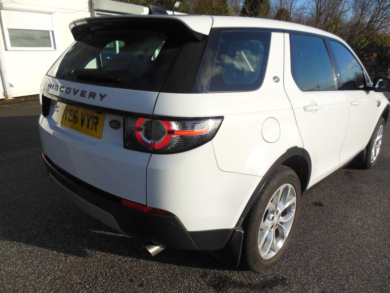 Used Land Rover Discovery Sport 2016 for sale - 77049896: Photo 9