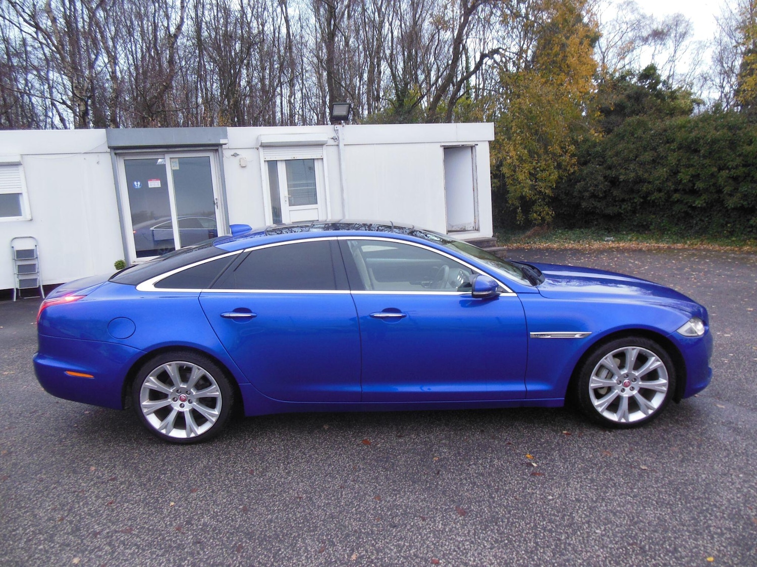 Used Jaguar XJ 2017 for sale - 76865353: Photo 8