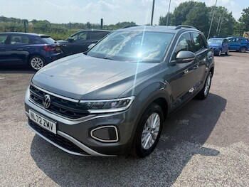 Used Volkswagen T-Roc 2023 for sale - 79026186: Photo