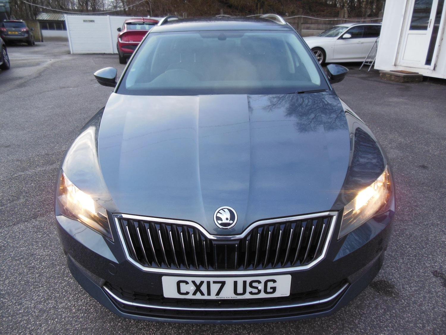 Used Skoda Superb 2017 for sale - 77315390: Photo 2