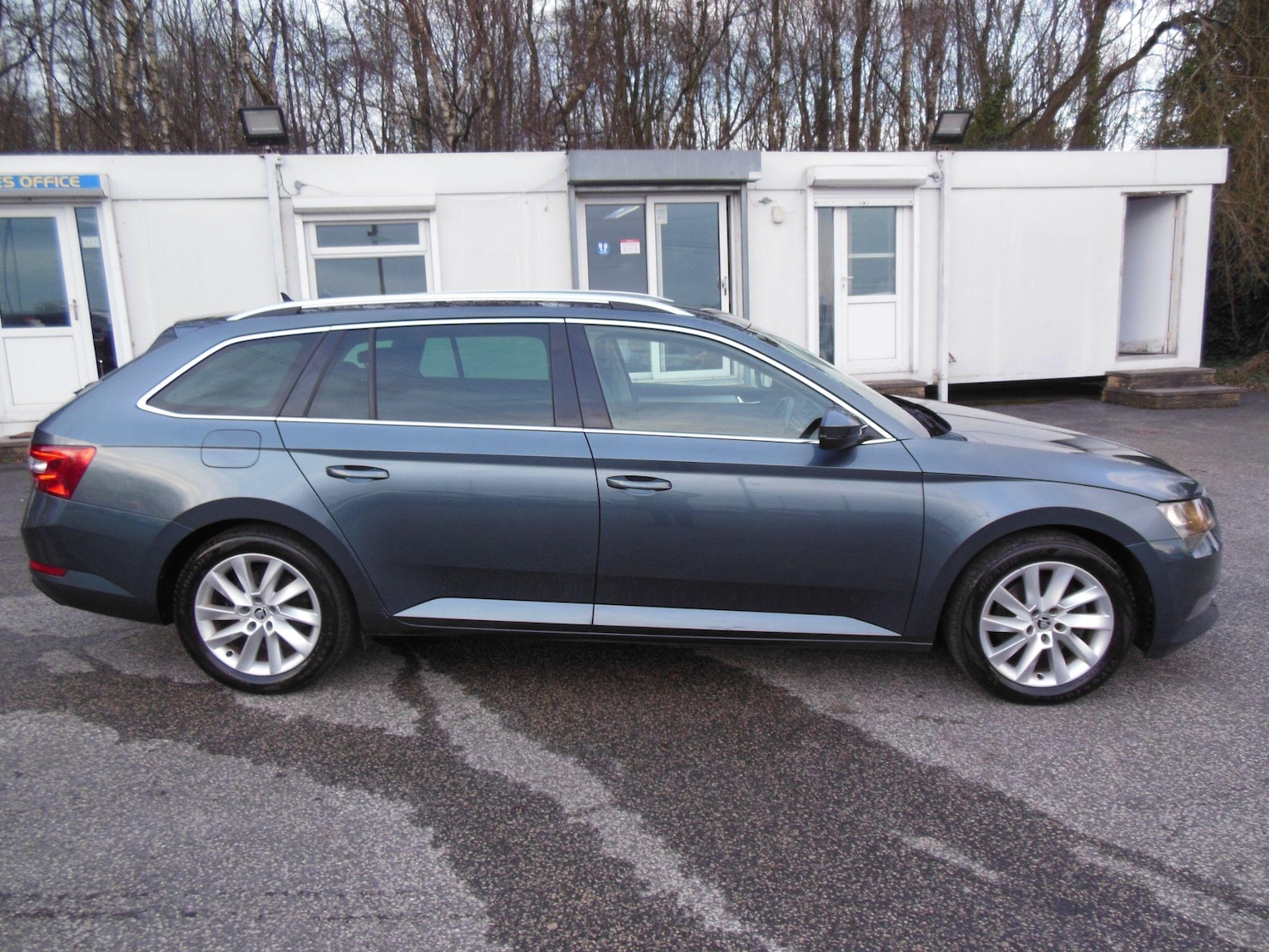 Used Skoda Superb 2017 for sale - 77315390: Photo 8