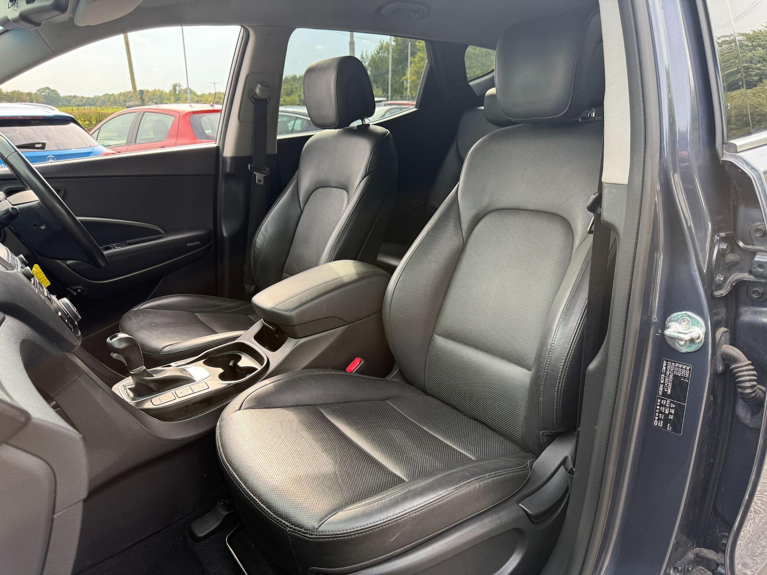 Used Hyundai Santa Fe 2017 for sale - 76094671: Photo 25