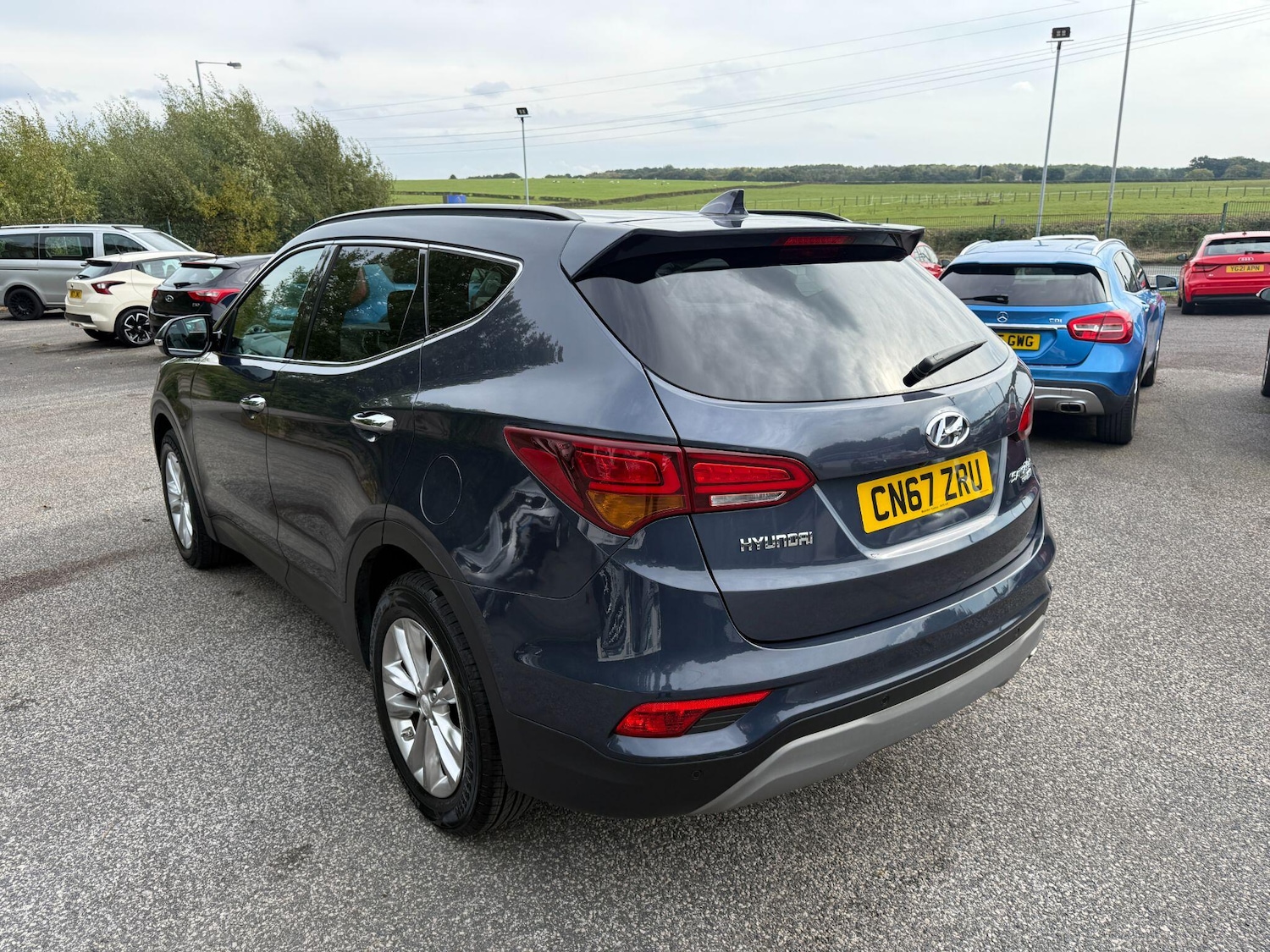Used Hyundai Santa Fe 2017 for sale - 76094671: Photo 5