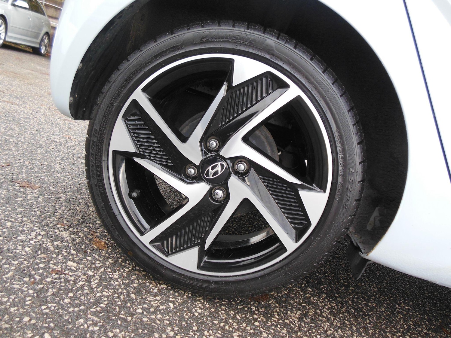 Used Hyundai i10 for sale - 76457911: Photo 20