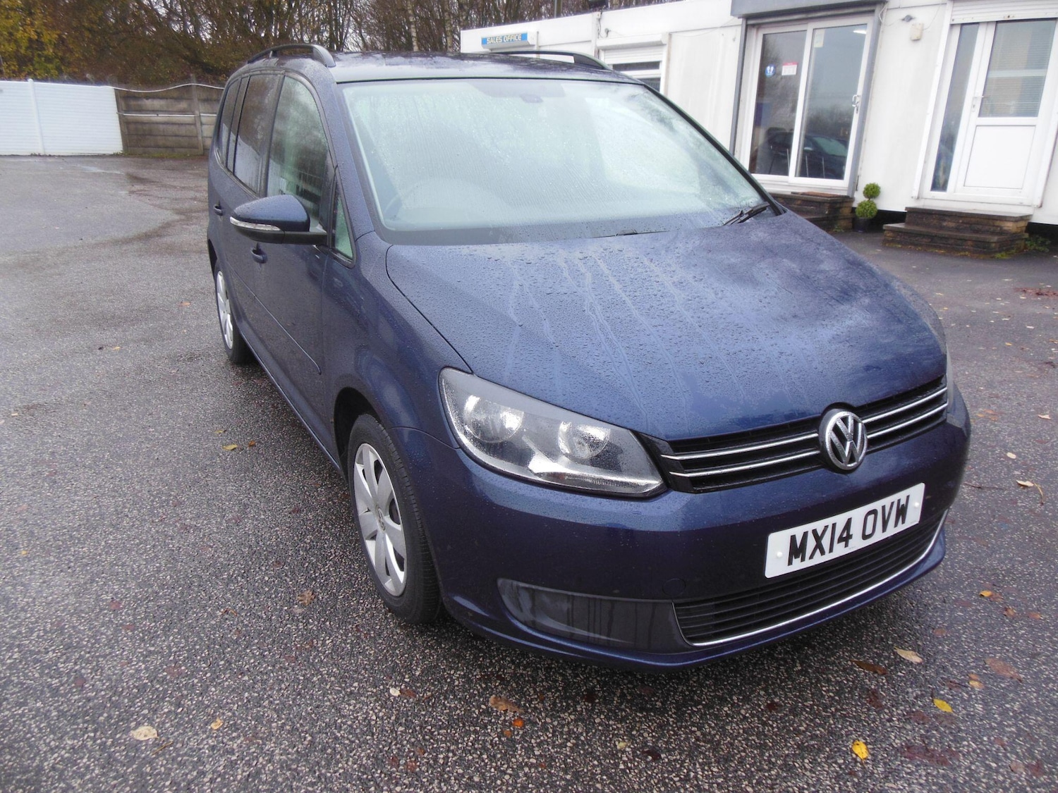 Used Volkswagen Touran for sale - 76886814: Photo 1