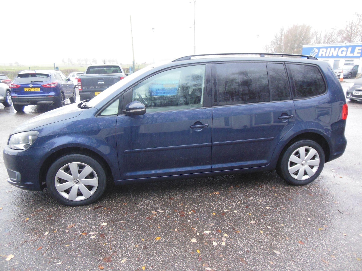 Used Volkswagen Touran for sale - 76886814: Photo 5