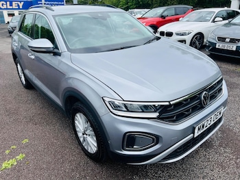 Used Volkswagen T-Roc 2023 for sale - 78636488: Photo