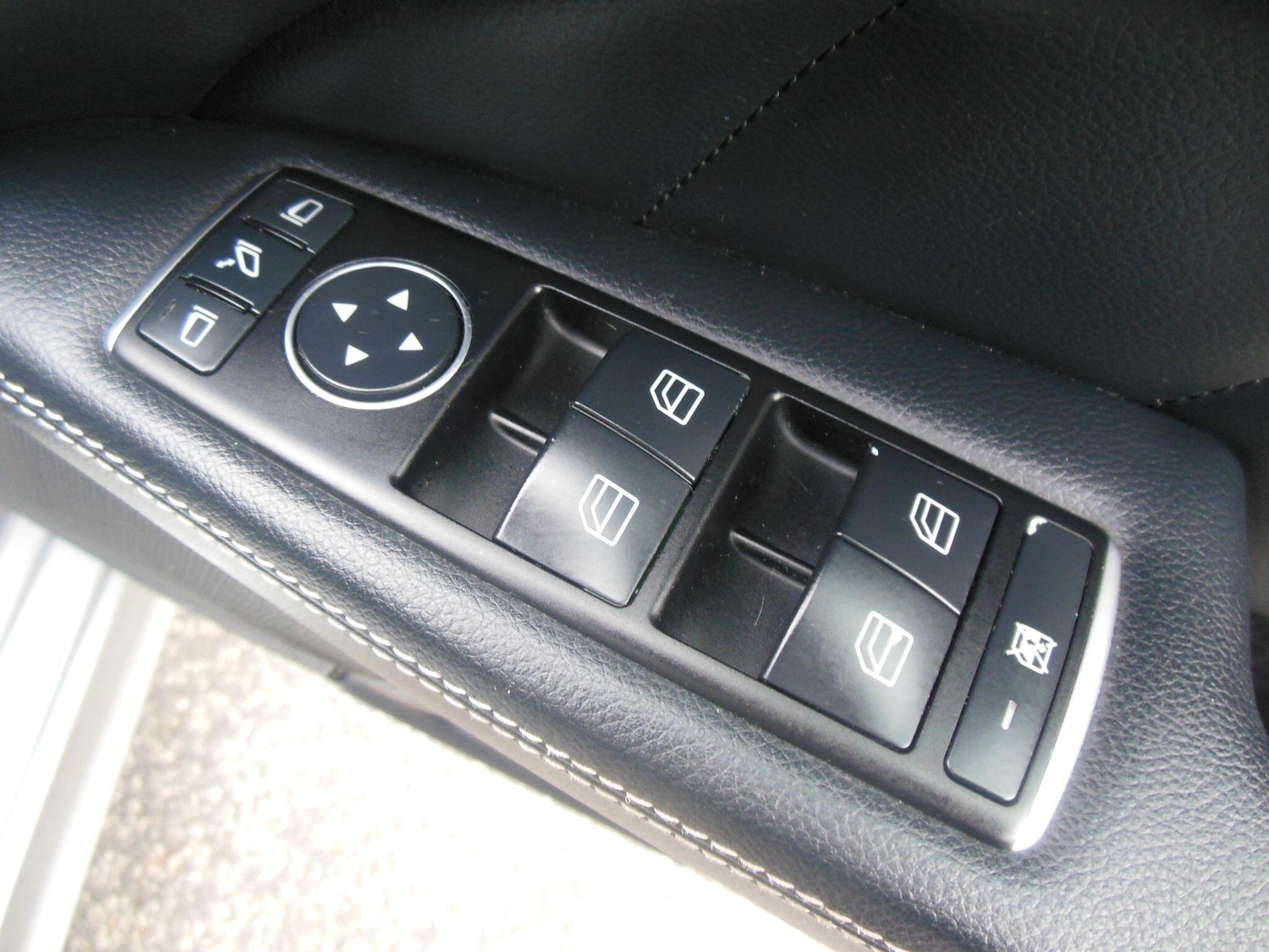 Used Mercedes-Benz CLS 2015 for sale - 76215085: Photo 21