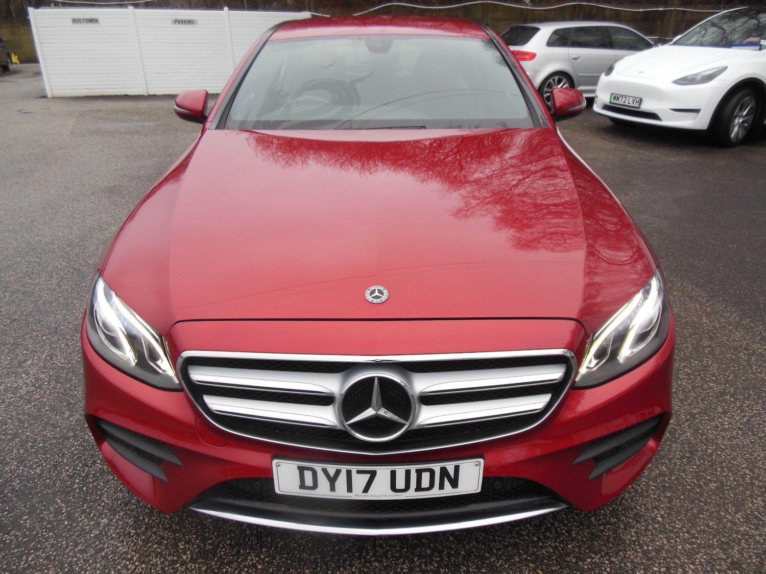 Used Mercedes-Benz E Class 2017 for sale - 77254001: Photo 2