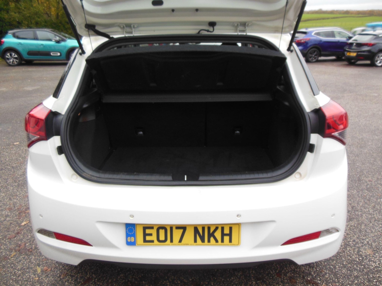 Used Hyundai i20 2017 for sale - 76472115: Photo 10