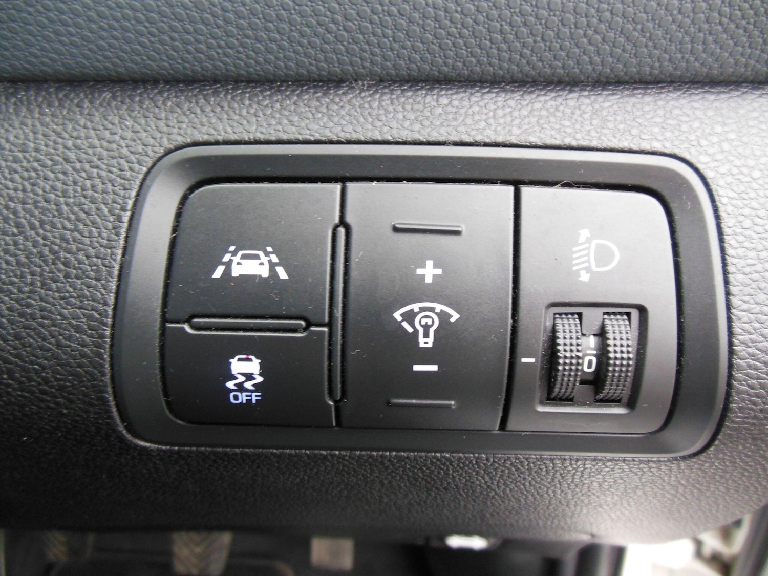 Used Hyundai i20 2017 for sale - 76472115: Photo 20