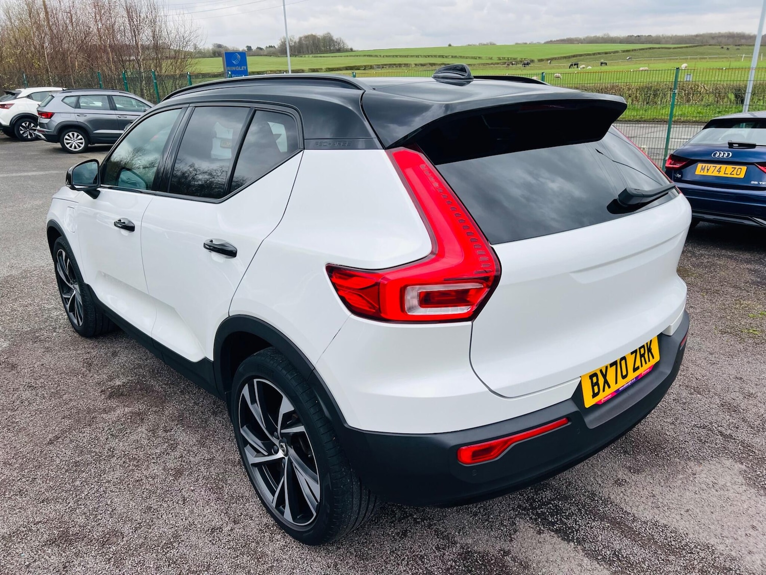Used Volvo XC40 2020 for sale - 78099968: Photo 5