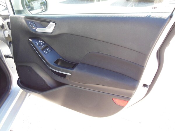 Used Ford Fiesta 2018 for sale - 75669559: Photo 19