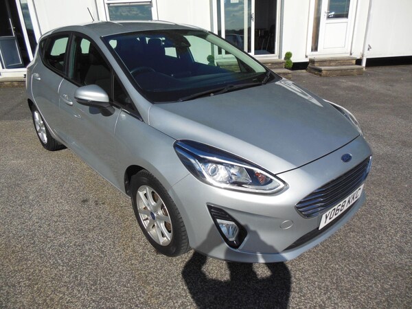 Used Ford Fiesta 2018 for sale - 75669559: Photo 1
