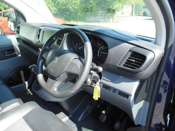 Used Peugeot Expert 2021 for sale - 74758657: Photo 10