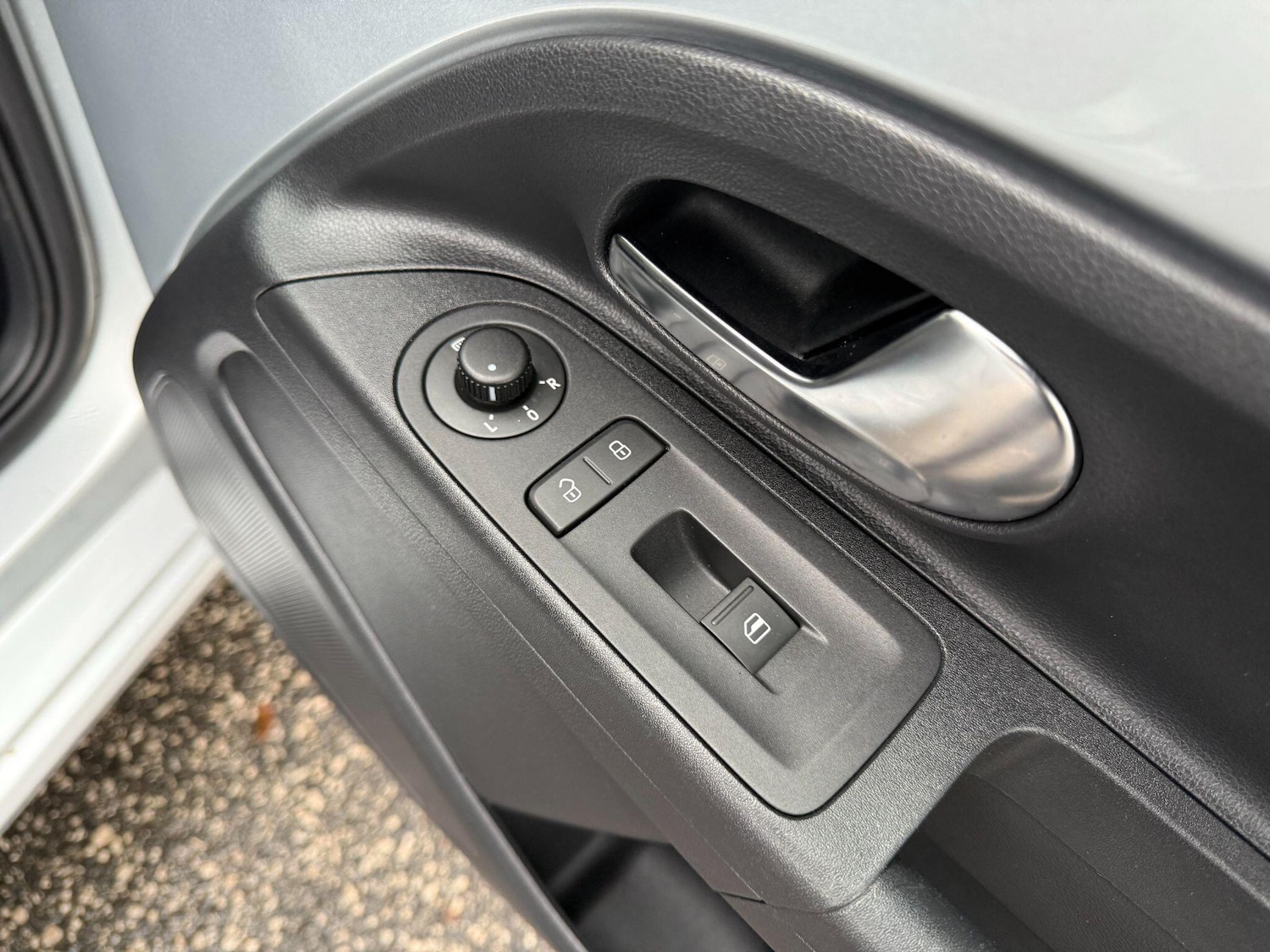 Used Volkswagen up! 2025 for sale - 76898836: Photo 18