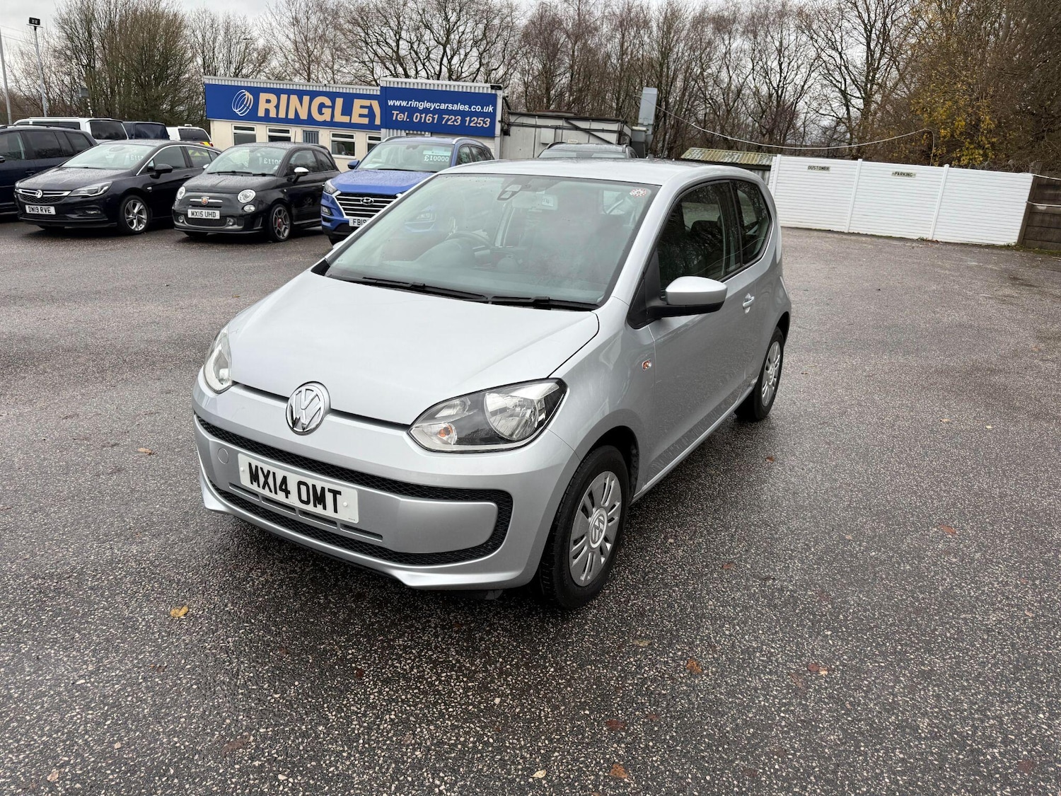 Used Volkswagen up! 2025 for sale - 76898836: Photo 4