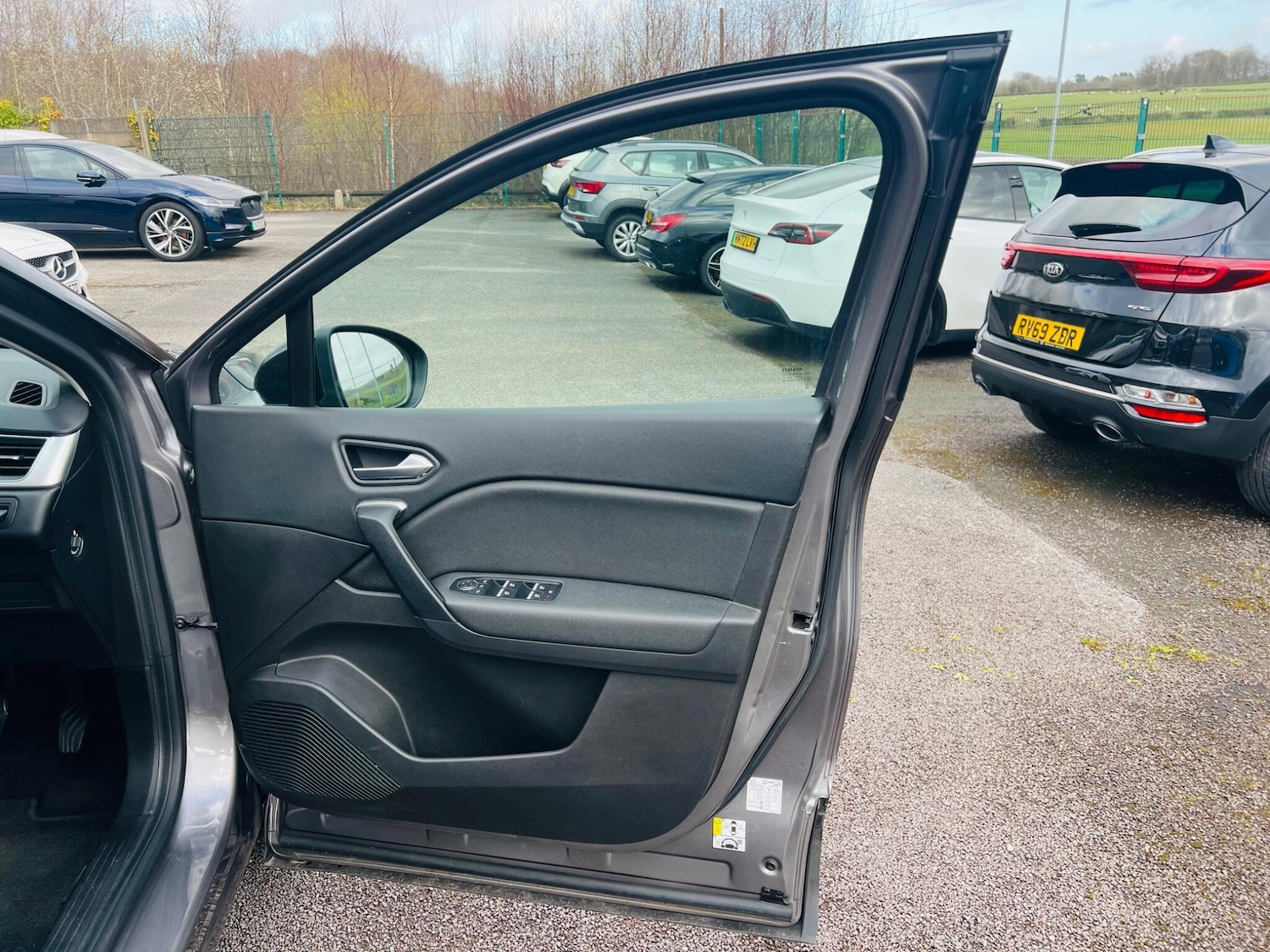 Used Renault Captur 2021 for sale - 78100498: Photo 19