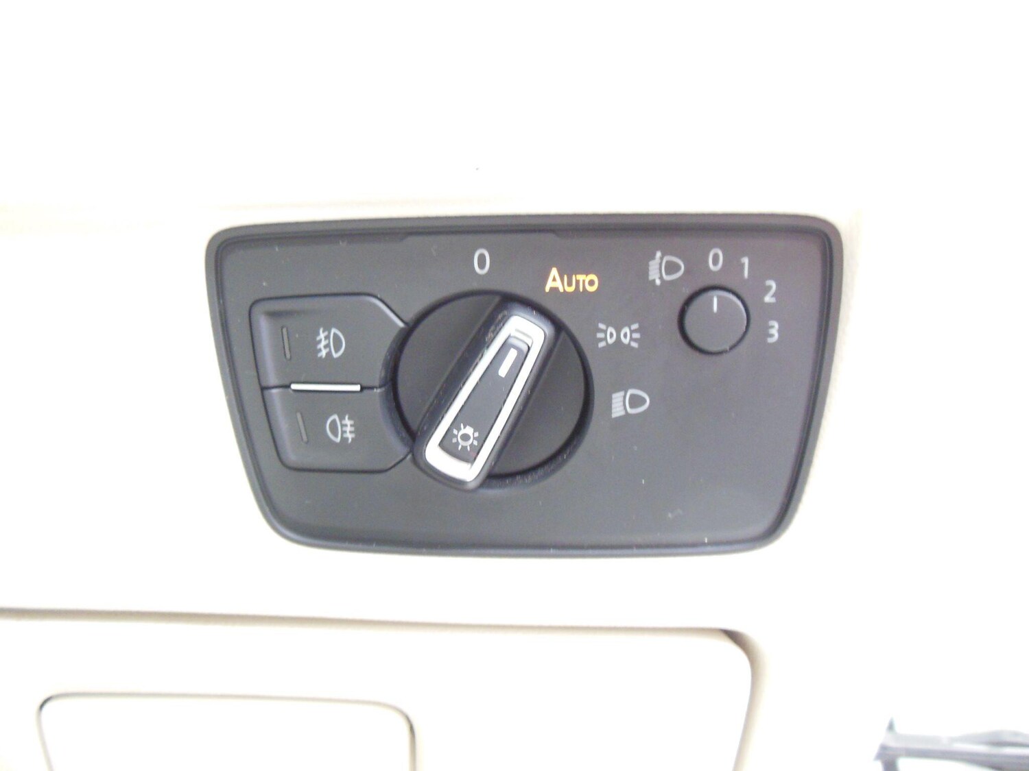 Used Volkswagen Passat for sale - 77497348: Photo 21