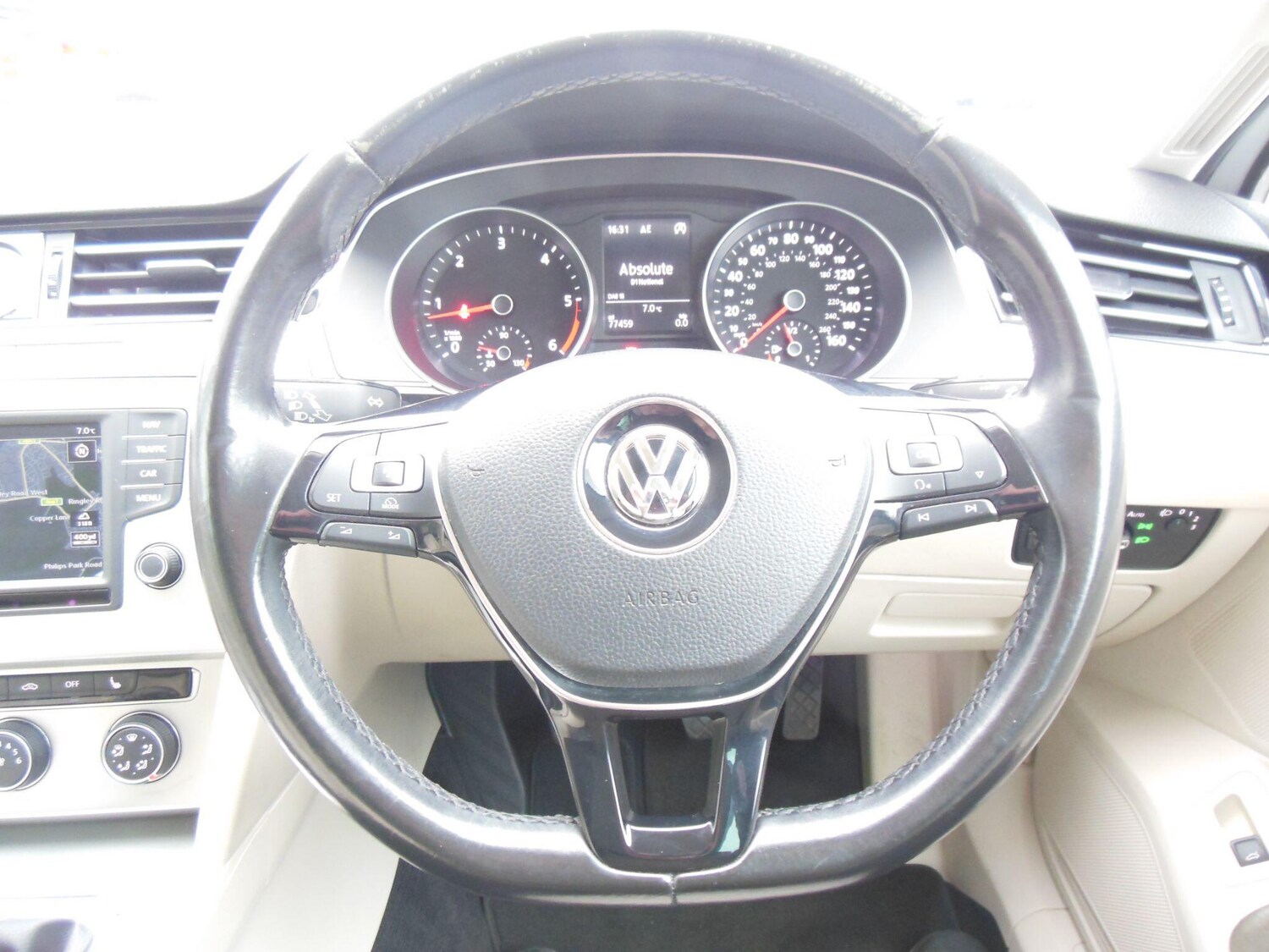 Used Volkswagen Passat for sale - 77497348: Photo 25