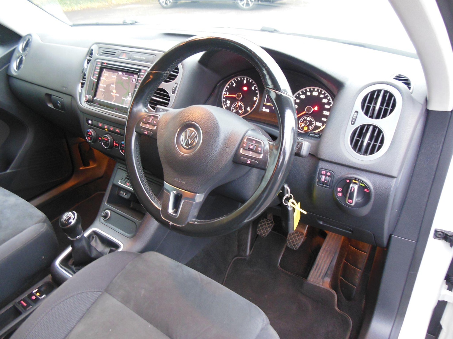 Used Volkswagen Tiguan 2015 for sale - 76473122: Photo 20