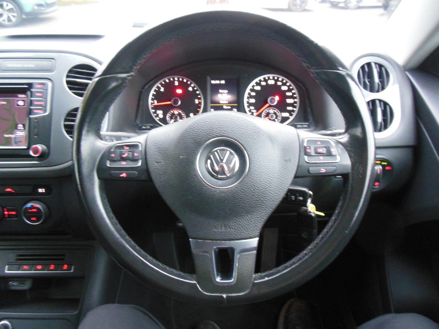 Used Volkswagen Tiguan 2015 for sale - 76473122: Photo 22