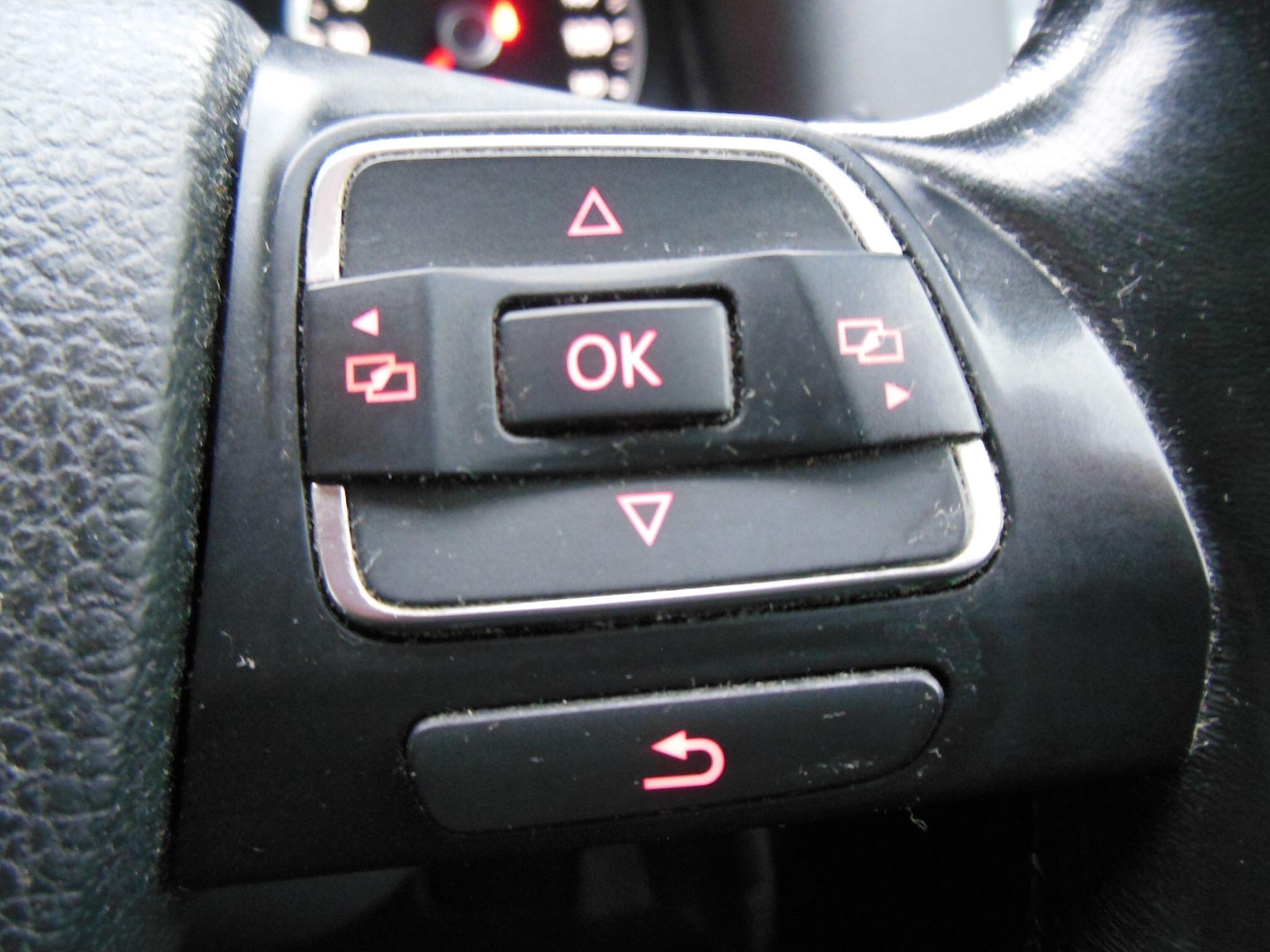 Used Volkswagen Tiguan 2015 for sale - 76473122: Photo 24