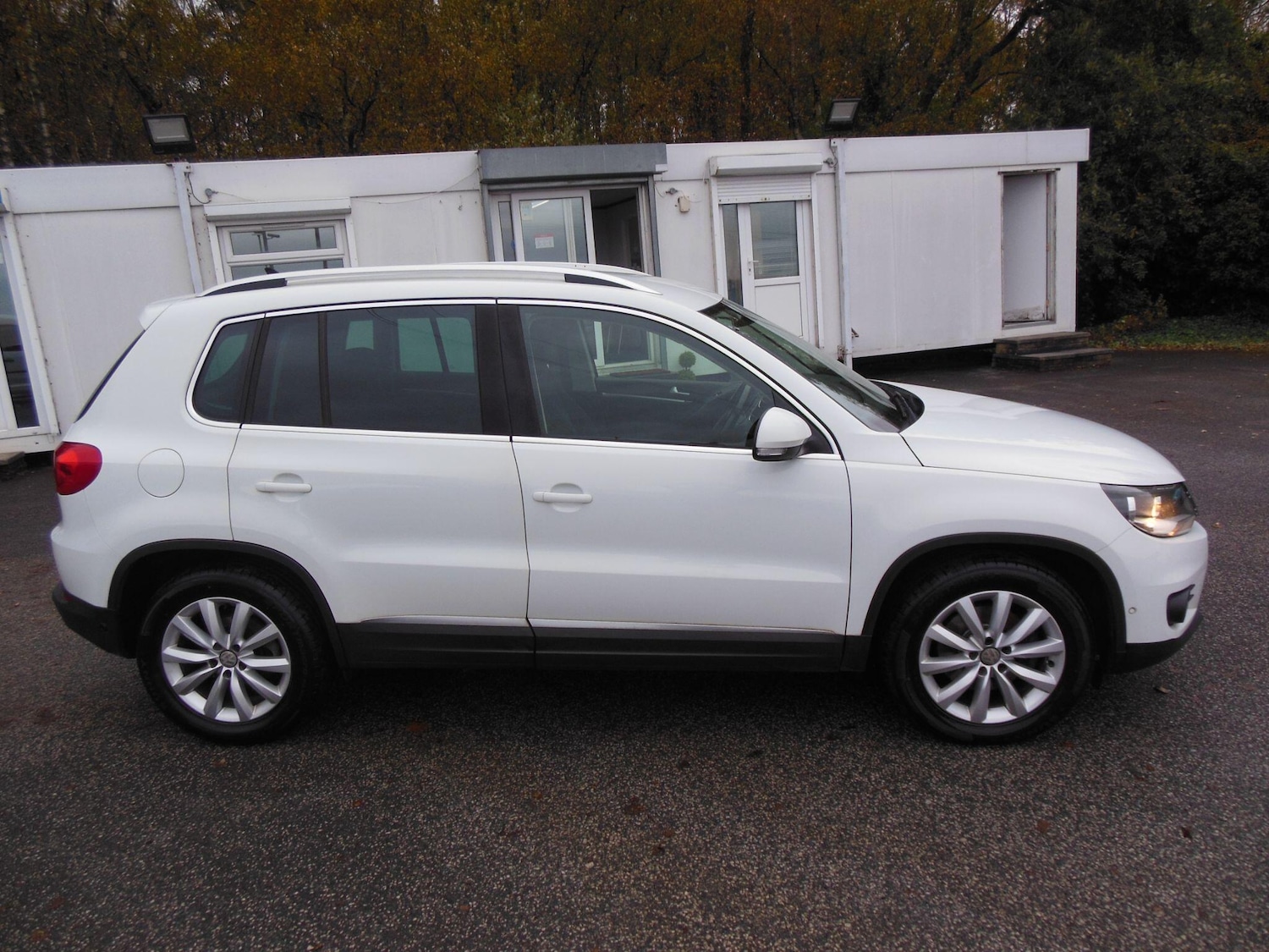 Used Volkswagen Tiguan 2015 for sale - 76473122: Photo 8