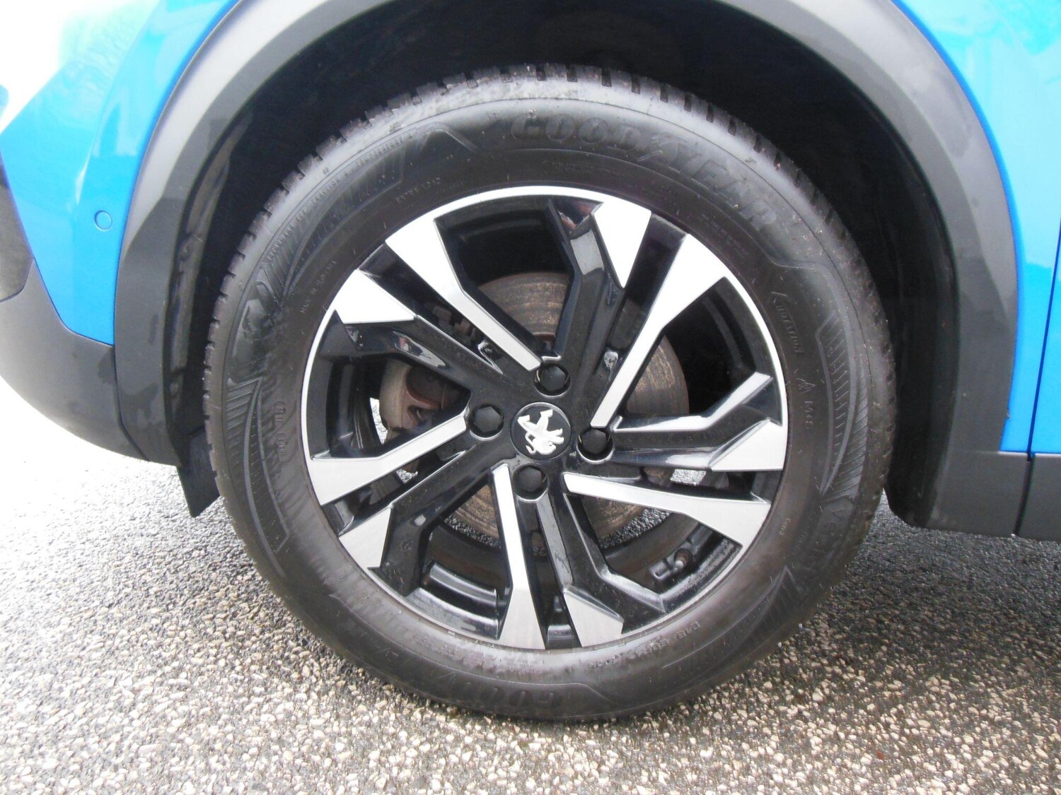 Used Peugeot E-2008 2021 for sale - 77166641: Photo 13